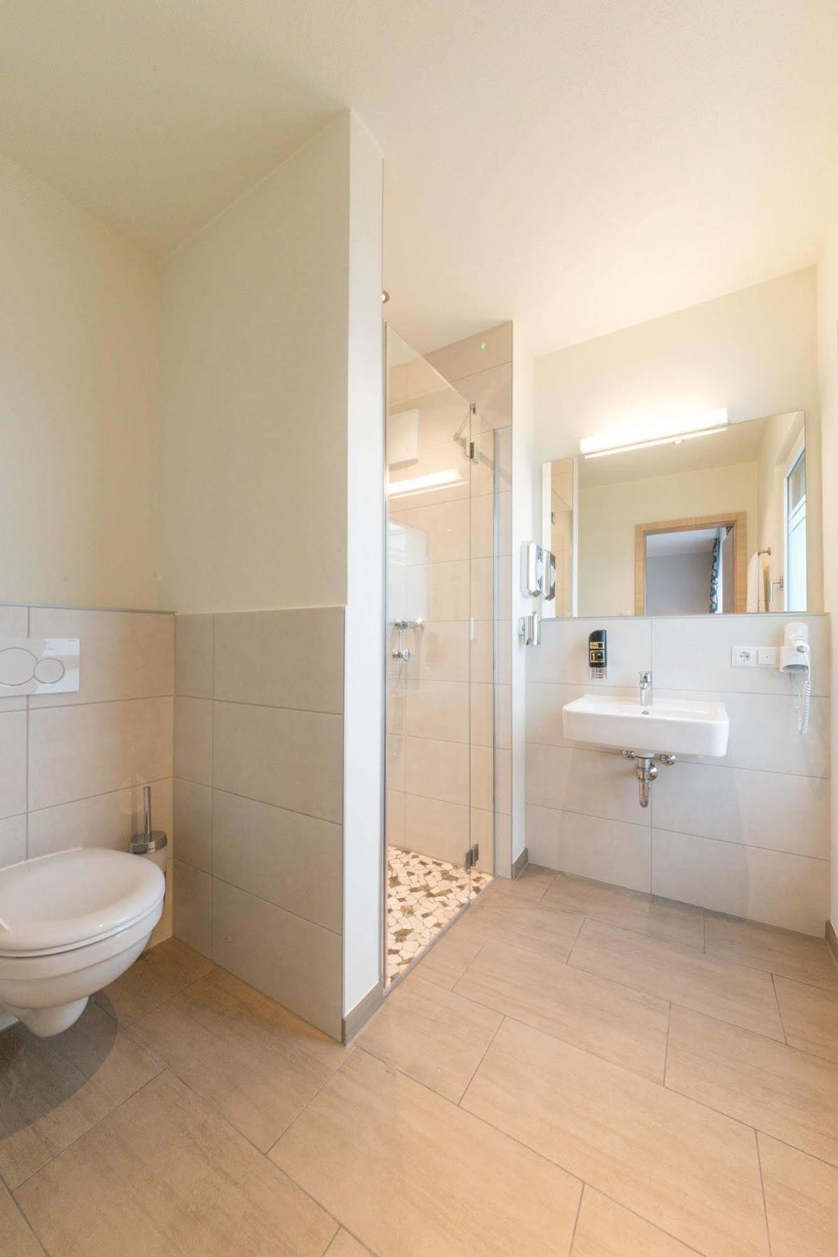 Ammi Hotel Garni Inning am Ammersee Zewnętrze zdjęcie